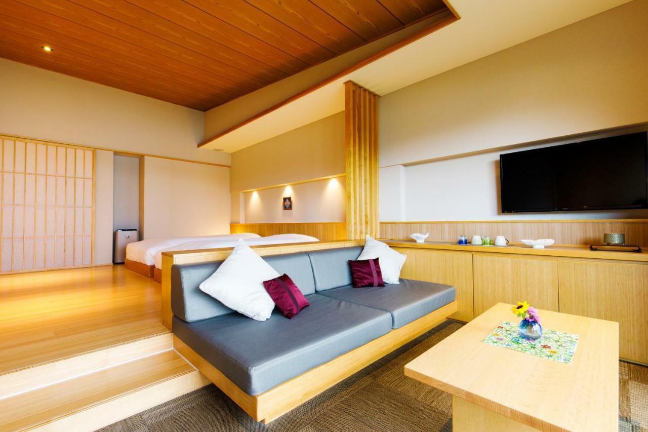 Umino Ryotei Okinawa Nakamasou Hotel Onna Exterior photo